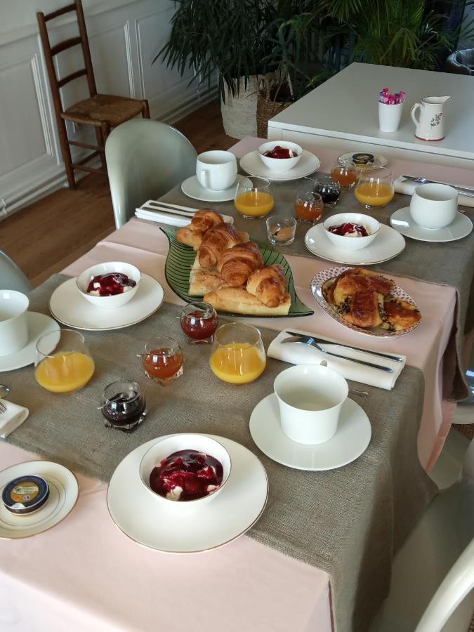 Les Mariesis Bed & Breakfast Osmanville Luaran gambar